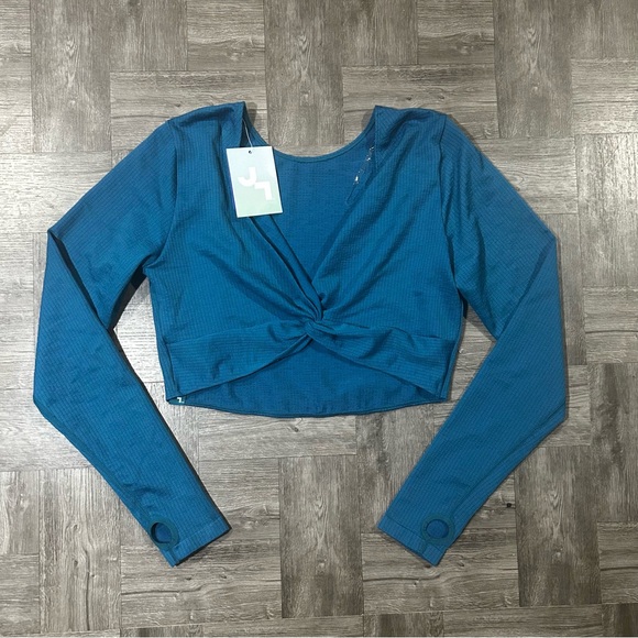 JoyLab Tops - NWT JoyLab Women's Cropped Seamless Long Sleeve Tee Size XXL